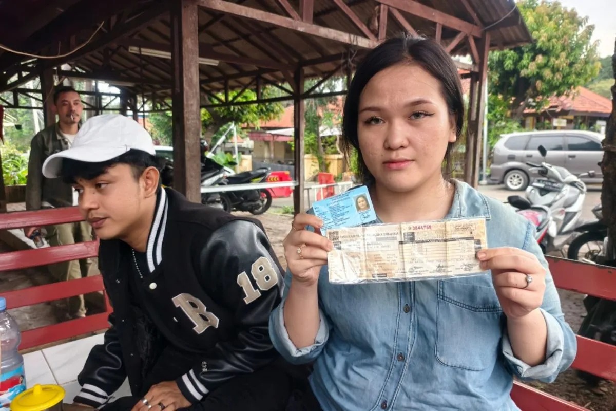 Modus Polisi Gadungan, Dua Pria Tipu Korban COD dan Gasak 17 Motor di Palmerah